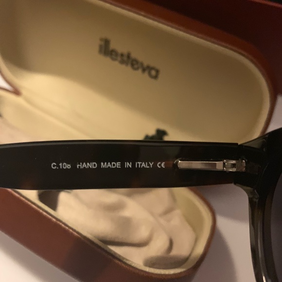 Illesteva Sunglasses Half Half Grey Blue Mirrored main image 7